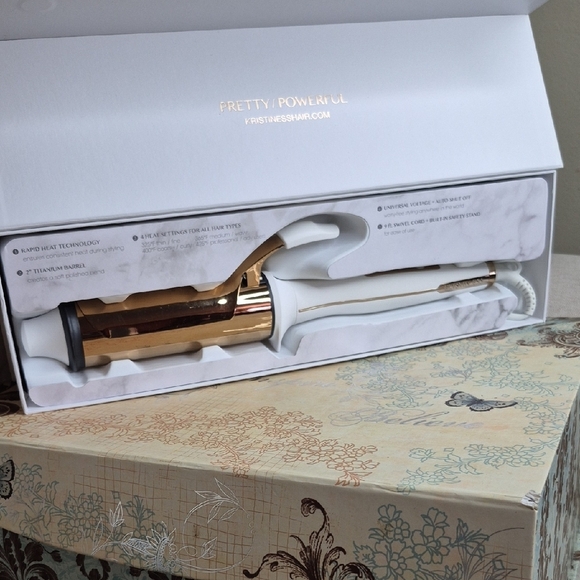 Gold Hair Curling Iron - Picture 3 of 3